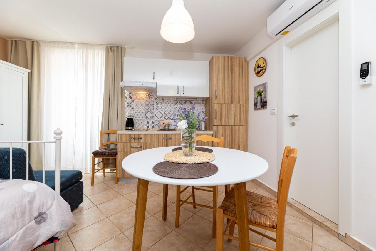 Apartments Riva Baska  Luaran gambar