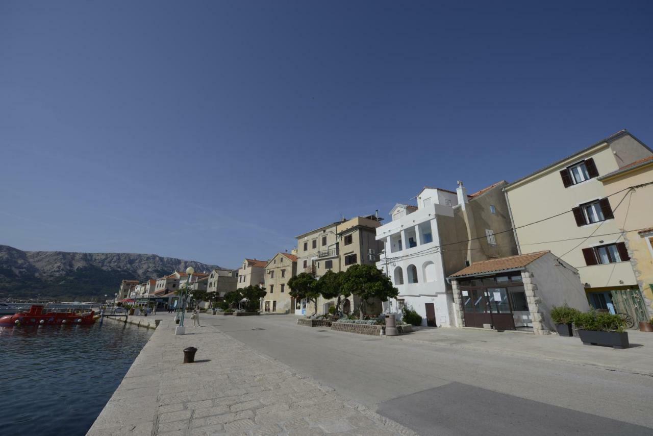 Apartments Riva Baska  Luaran gambar
