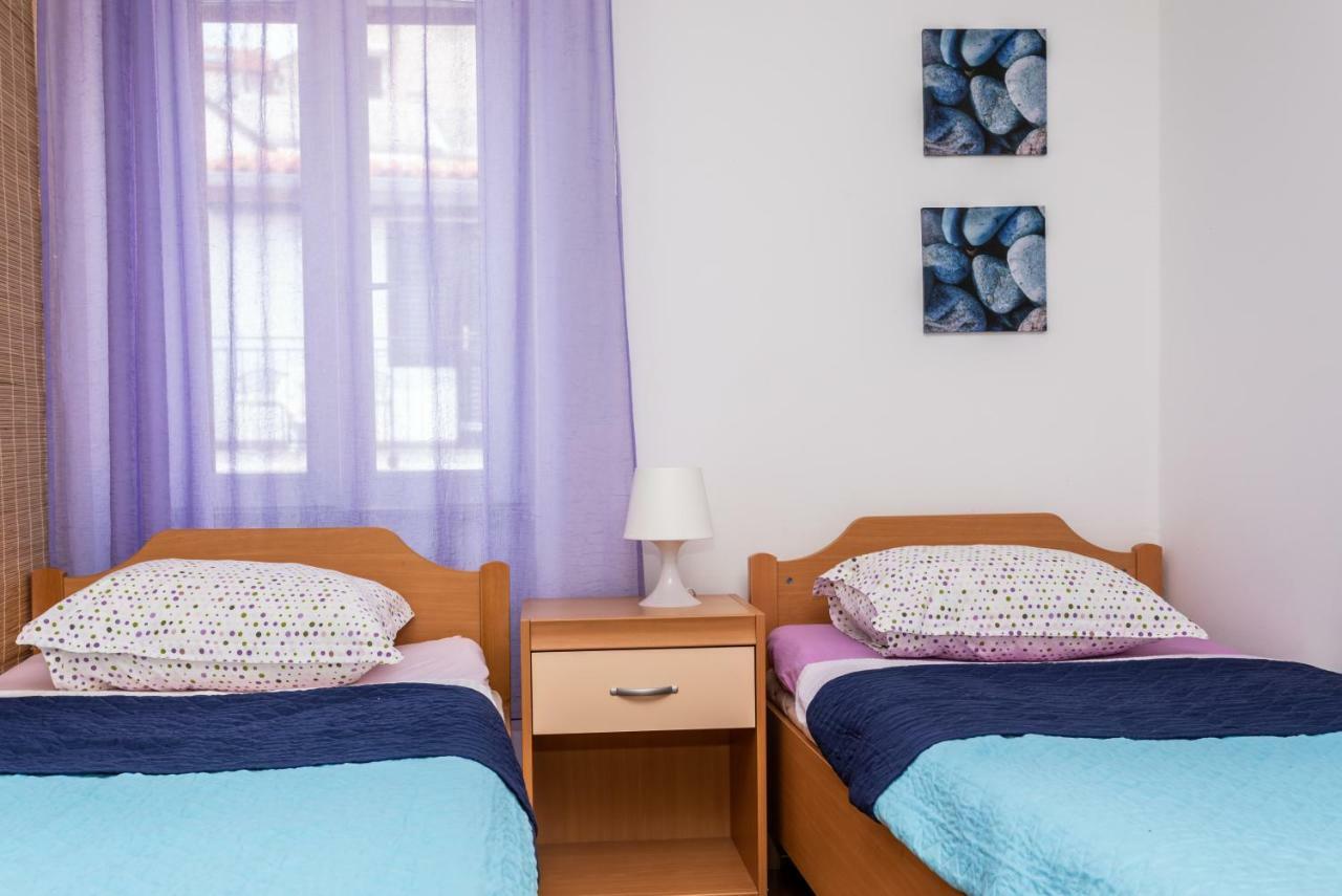 Apartments Riva Baska  Luaran gambar